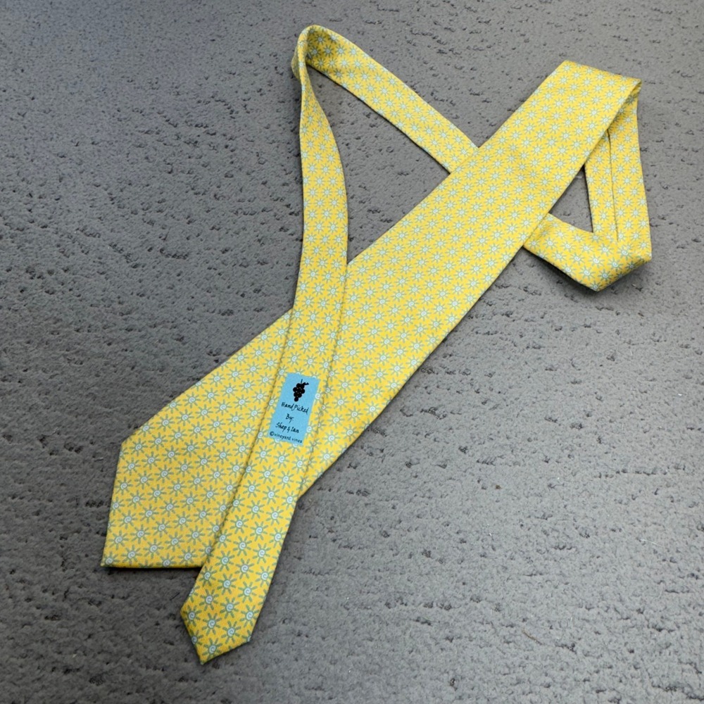Vintage Vineyard Vines Martha's Vineyard Tie Yellow Blue Sun Graphic Silk USA